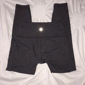 7/8 Lululemon Wunder Under leggings